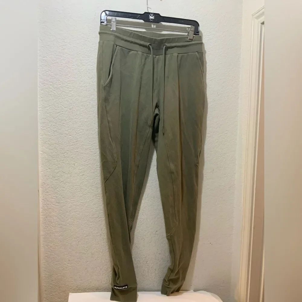Alphalete blue jogger pants size medium